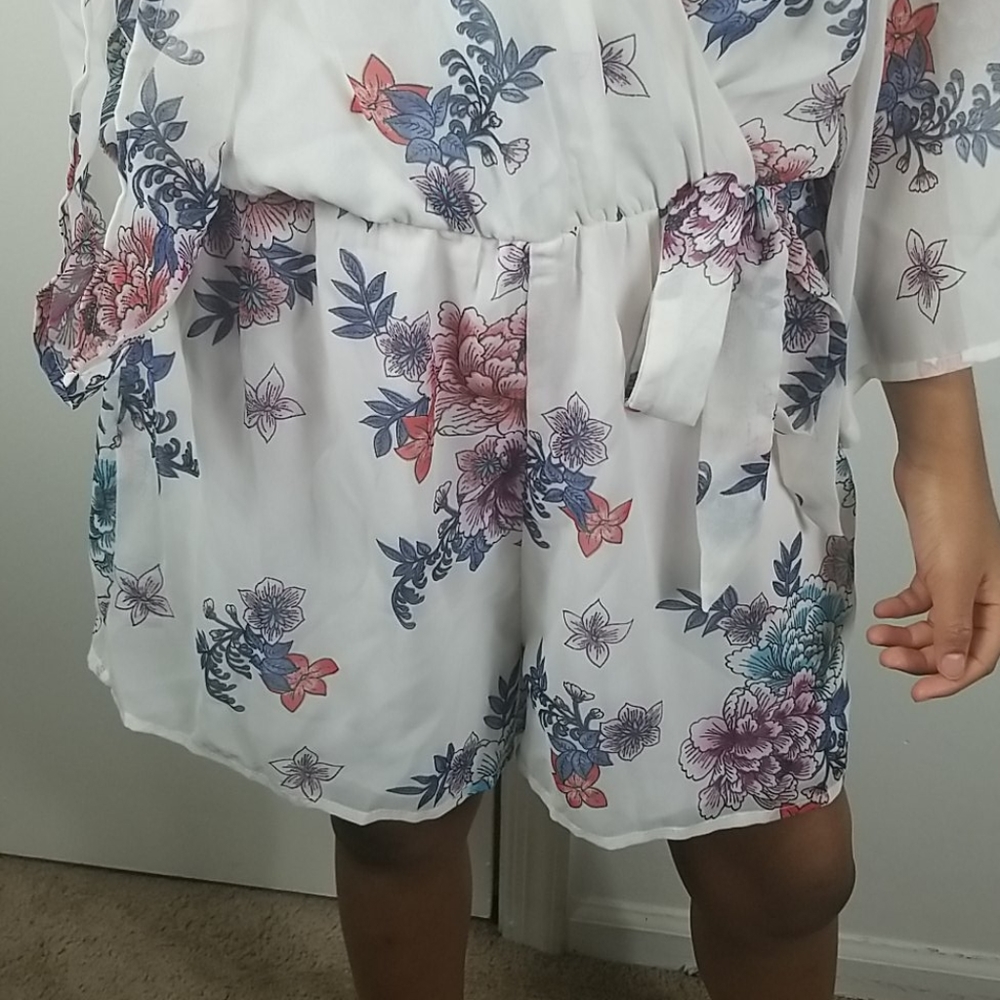 Jumpsuit - Picture 3 of 4